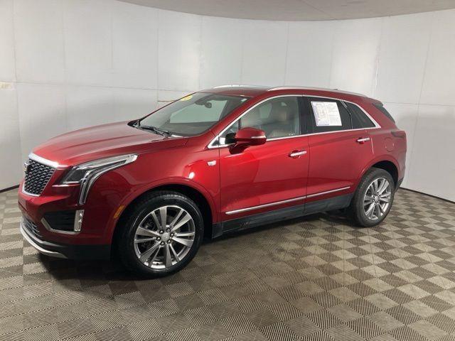 used 2023 Cadillac XT5 car, priced at $28,824