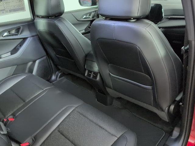 new 2026 Chevrolet Equinox car, priced at $33,826