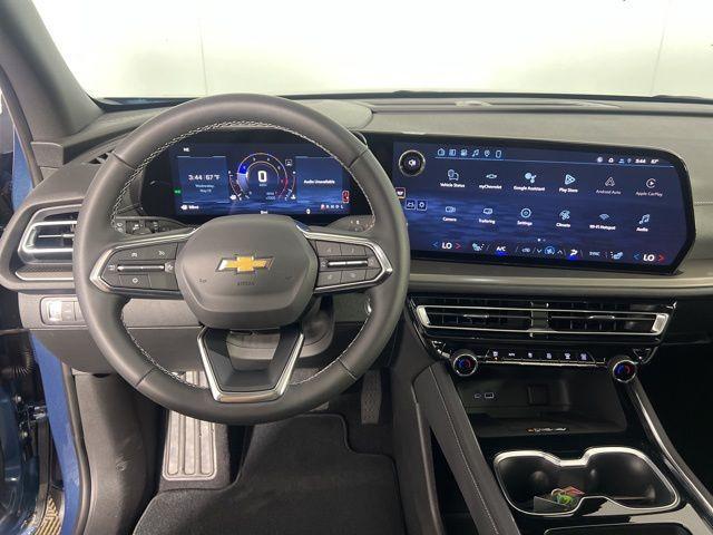 new 2026 Chevrolet Traverse car, priced at $44,408