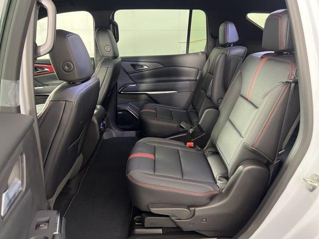 new 2026 Chevrolet Traverse car, priced at $57,276