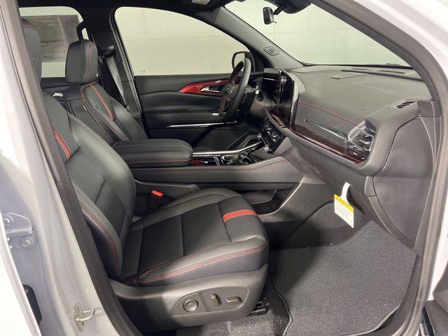 new 2026 Chevrolet Traverse car, priced at $57,276