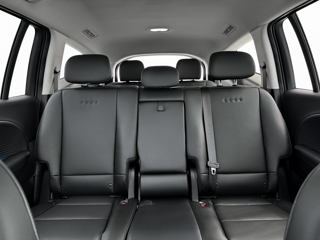 new 2026 Hyundai IONIQ 9 car, priced at $59,312