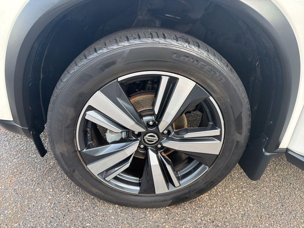 used 2021 Nissan Rogue car, priced at $19,684