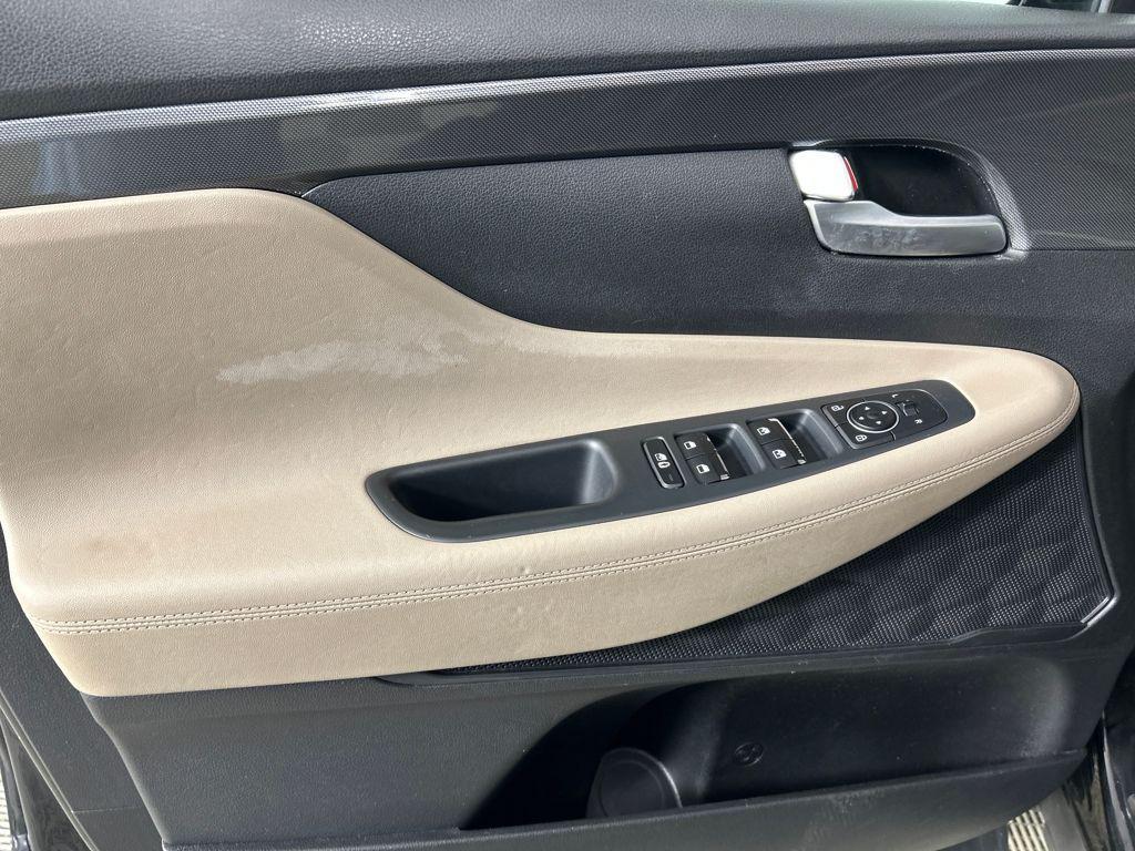 used 2023 Hyundai Santa Fe car, priced at $21,907