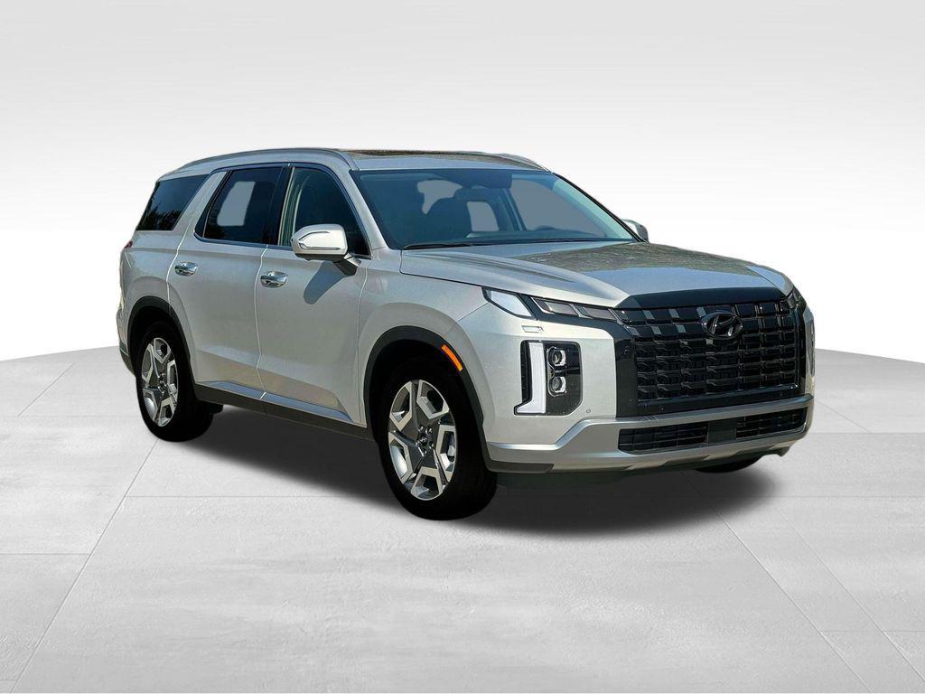 used 2025 Hyundai Palisade car, priced at $40,870