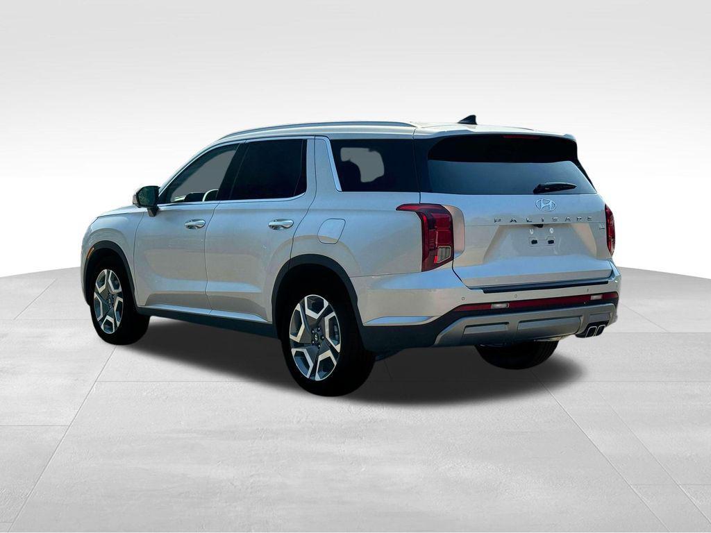 used 2025 Hyundai Palisade car, priced at $40,870
