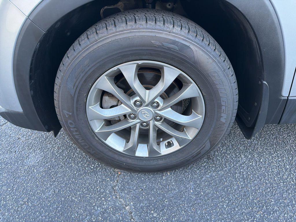 used 2020 Hyundai Santa Fe car, priced at $16,274