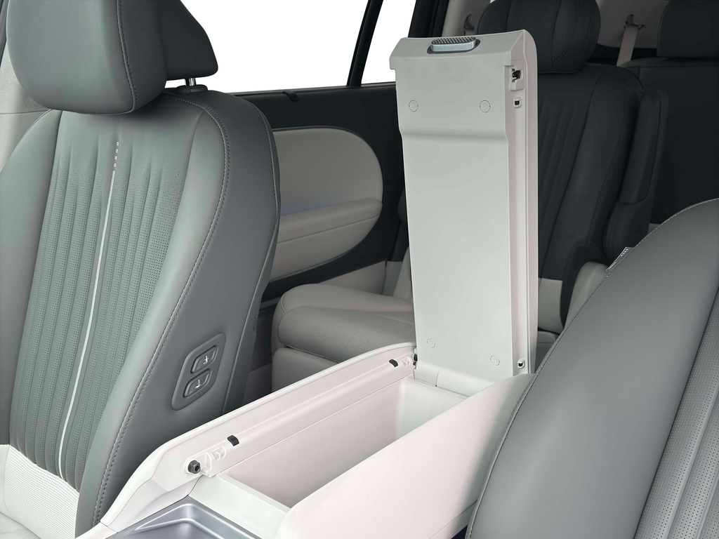 new 2026 Hyundai IONIQ 9 car, priced at $67,261