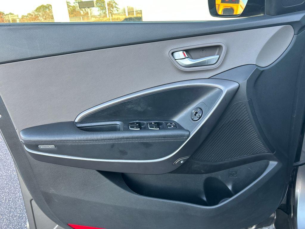 used 2013 Hyundai Santa Fe car, priced at $7,485