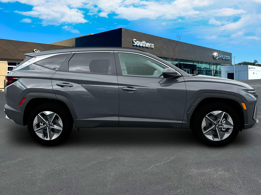 new 2026 Hyundai Tucson car, priced at $32,443