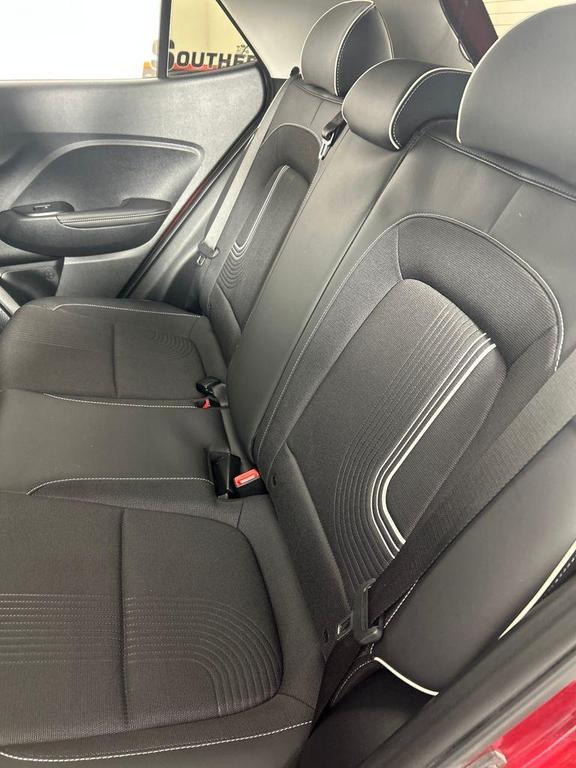 used 2024 Hyundai Venue car