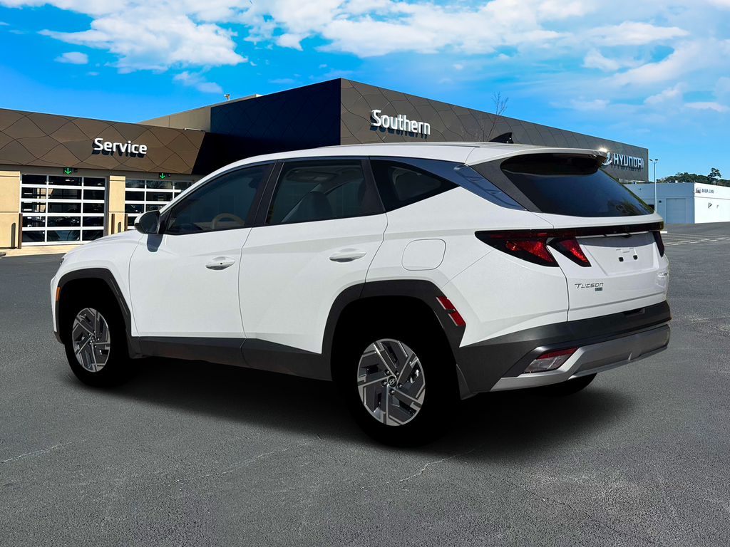 new 2026 Hyundai TUCSON Hybrid car, priced at $30,959