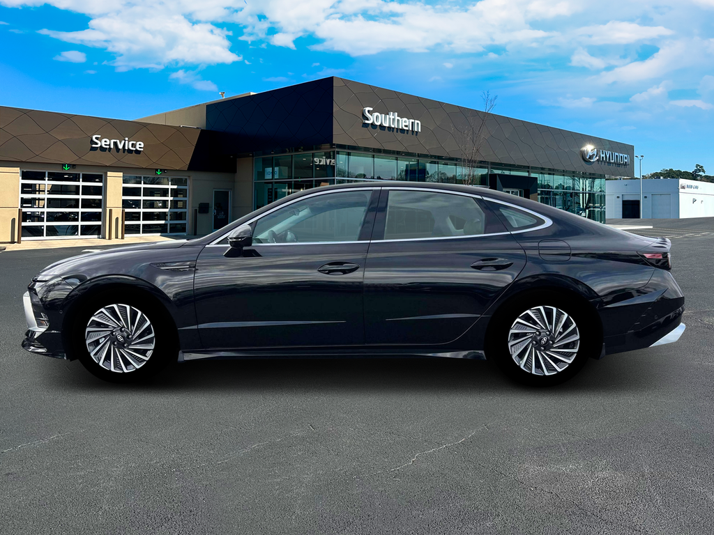 new 2025 Hyundai Sonata Hybrid car, priced at $36,702