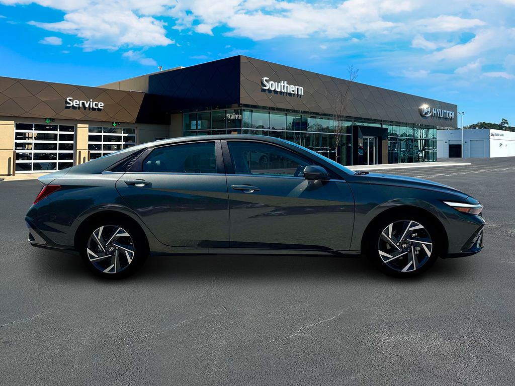 new 2025 Hyundai Elantra car, priced at $27,776
