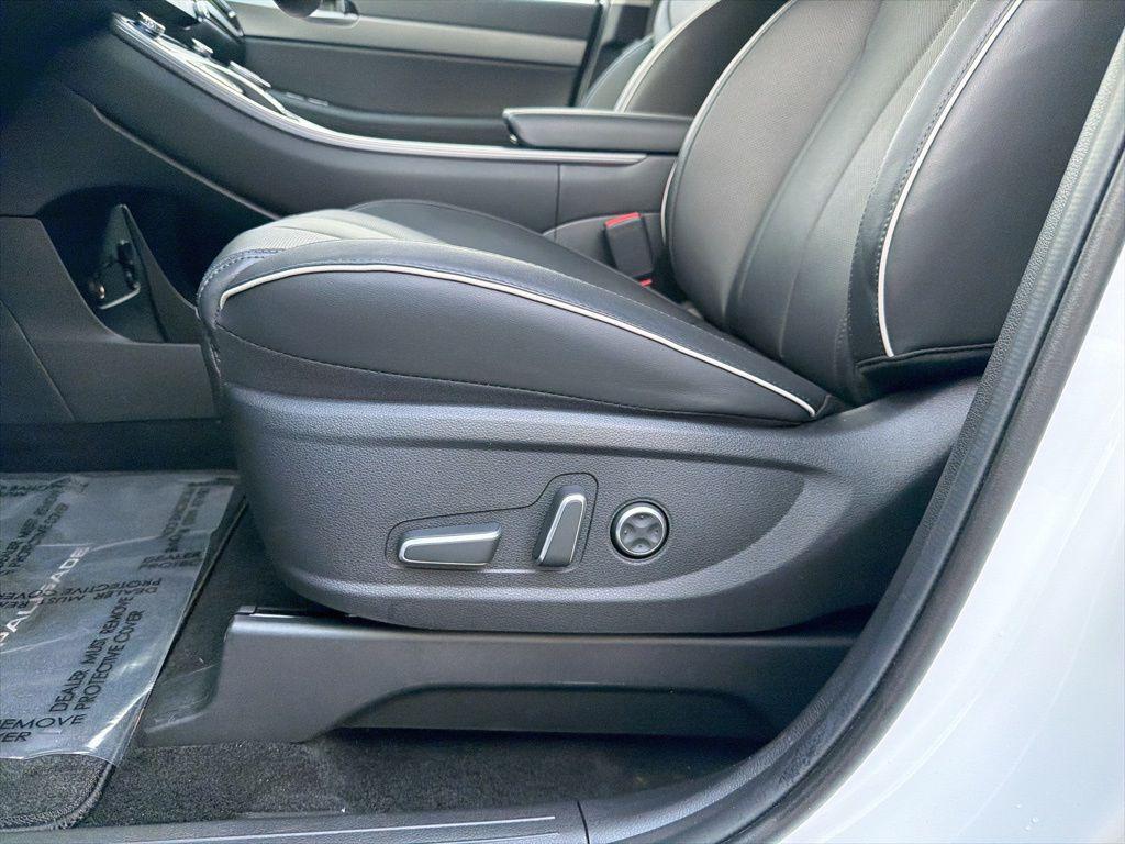 used 2025 Hyundai Palisade car, priced at $41,330