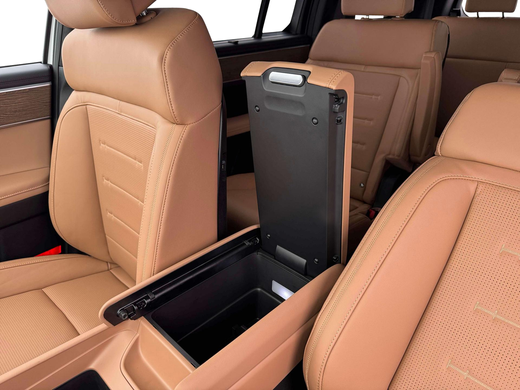 new 2026 Hyundai SANTA FE HEV car, priced at $47,194