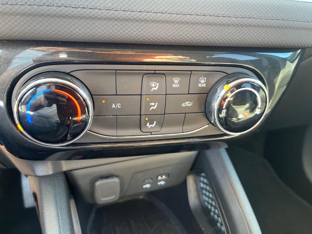 used 2025 Chevrolet TrailBlazer car, priced at $29,863