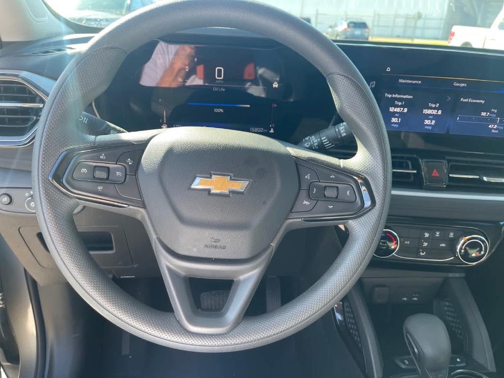 used 2025 Chevrolet TrailBlazer car, priced at $29,863