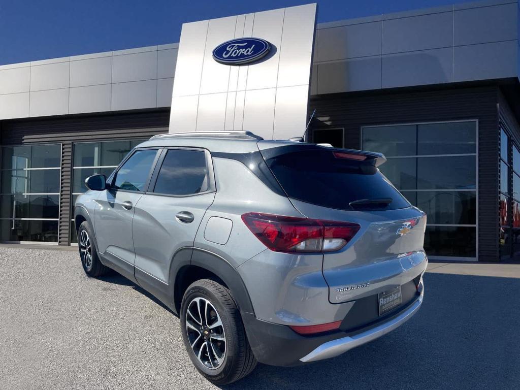 used 2025 Chevrolet TrailBlazer car, priced at $29,863