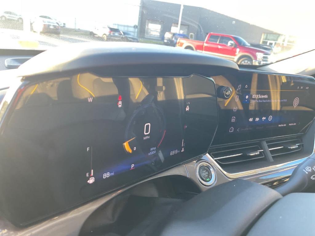 used 2025 Chevrolet Trax car, priced at $27,886