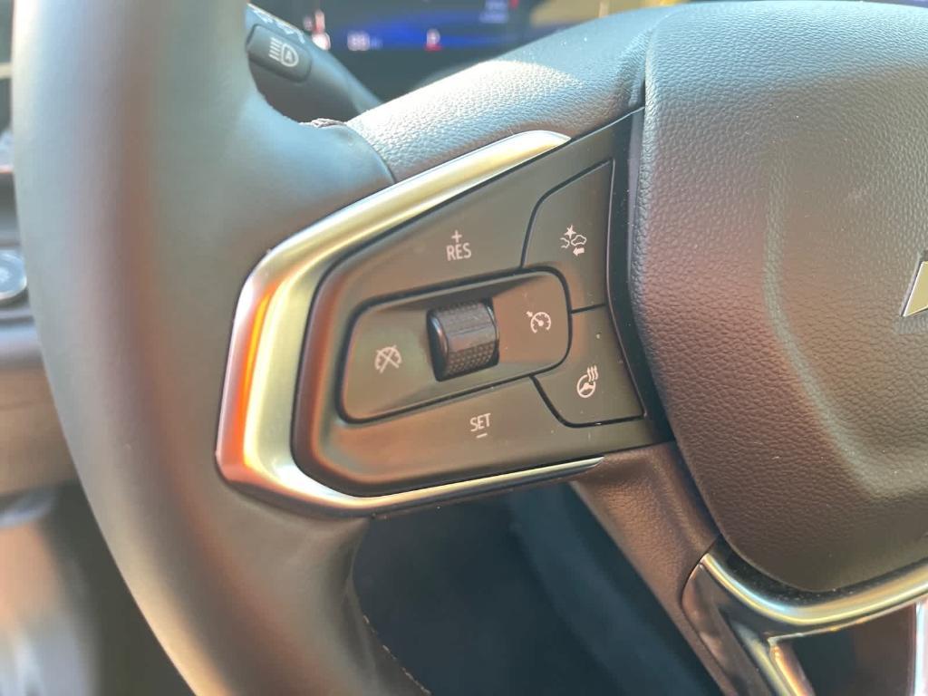 used 2025 Chevrolet Trax car, priced at $27,886