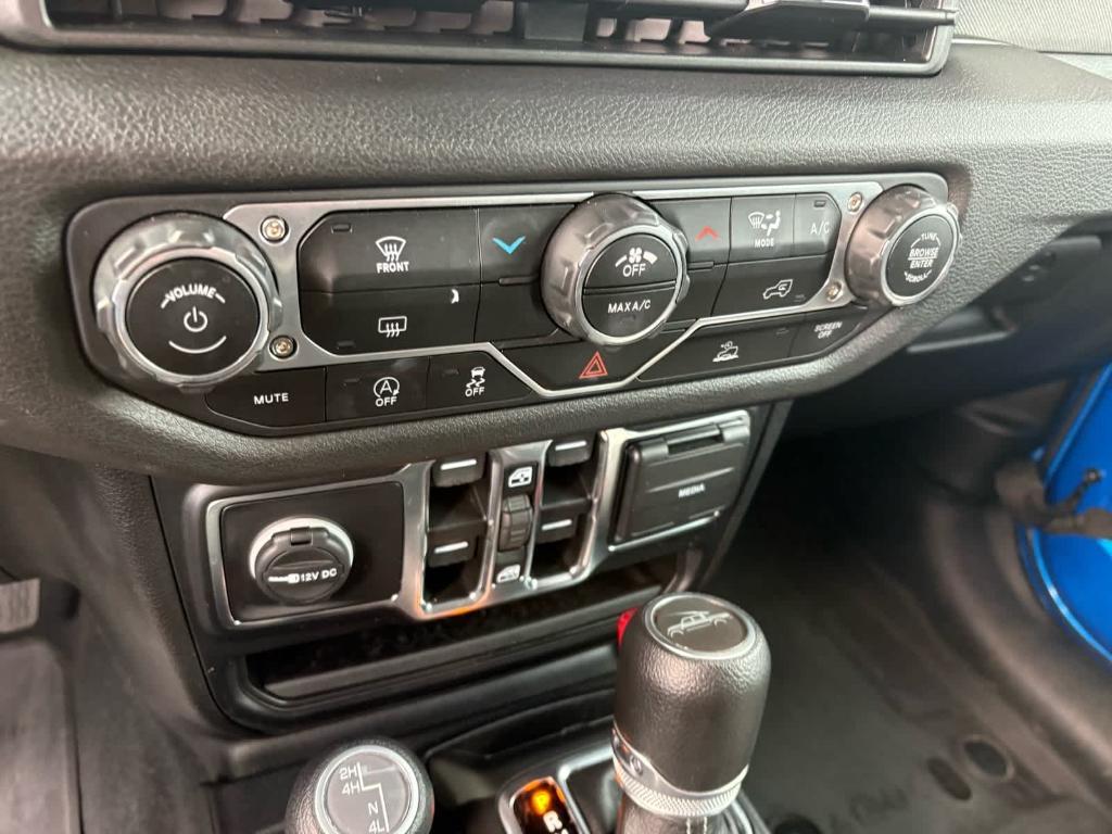 used 2024 Jeep Gladiator car, priced at $38,763