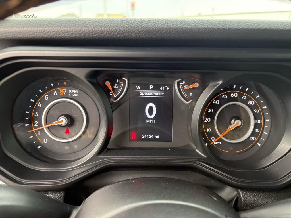 used 2024 Jeep Gladiator car, priced at $38,763