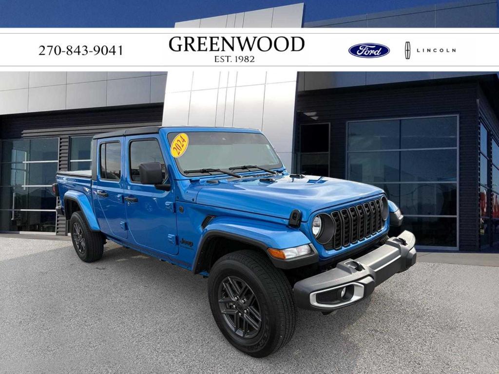used 2024 Jeep Gladiator car, priced at $38,763
