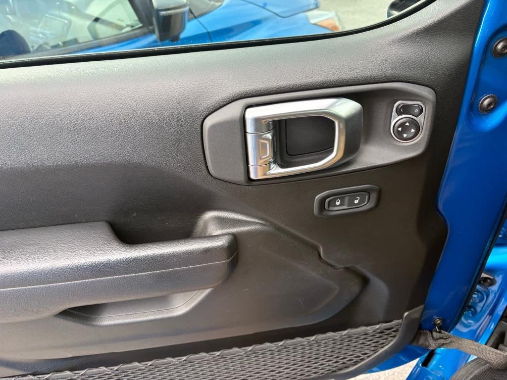 used 2024 Jeep Gladiator car, priced at $38,763