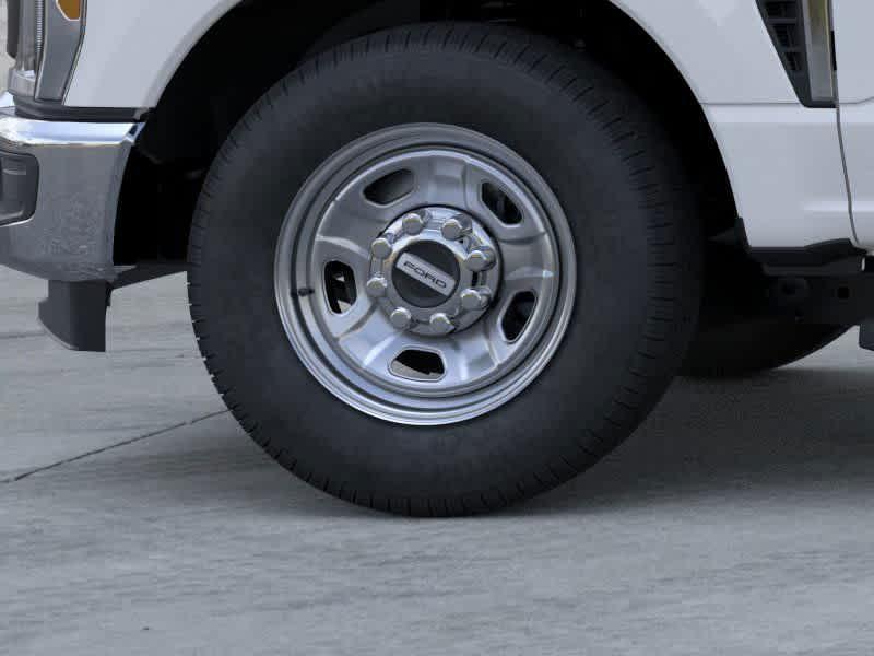 new 2025 Ford F-350 car, priced at $55,591