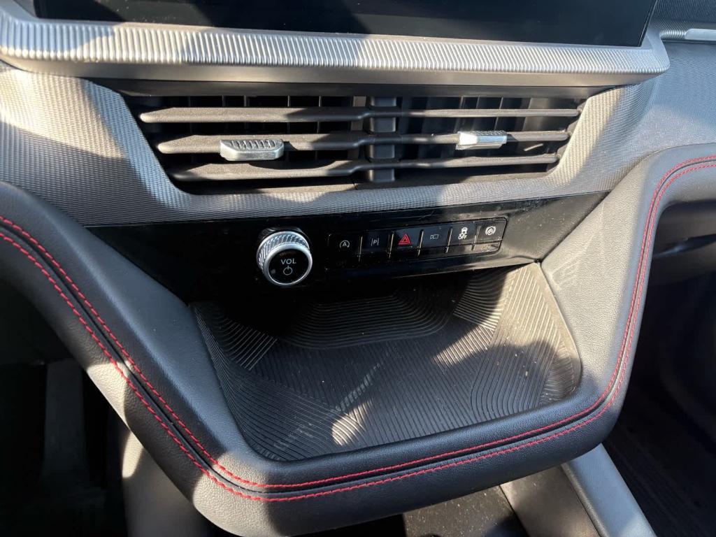 used 2025 Ford Explorer car, priced at $47,886