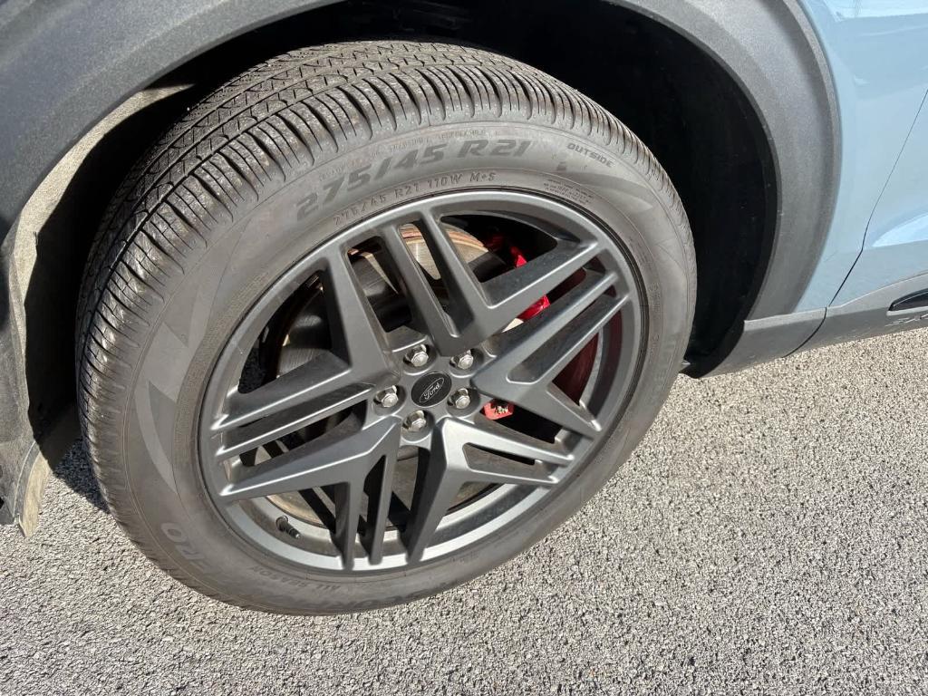 used 2025 Ford Explorer car, priced at $47,886