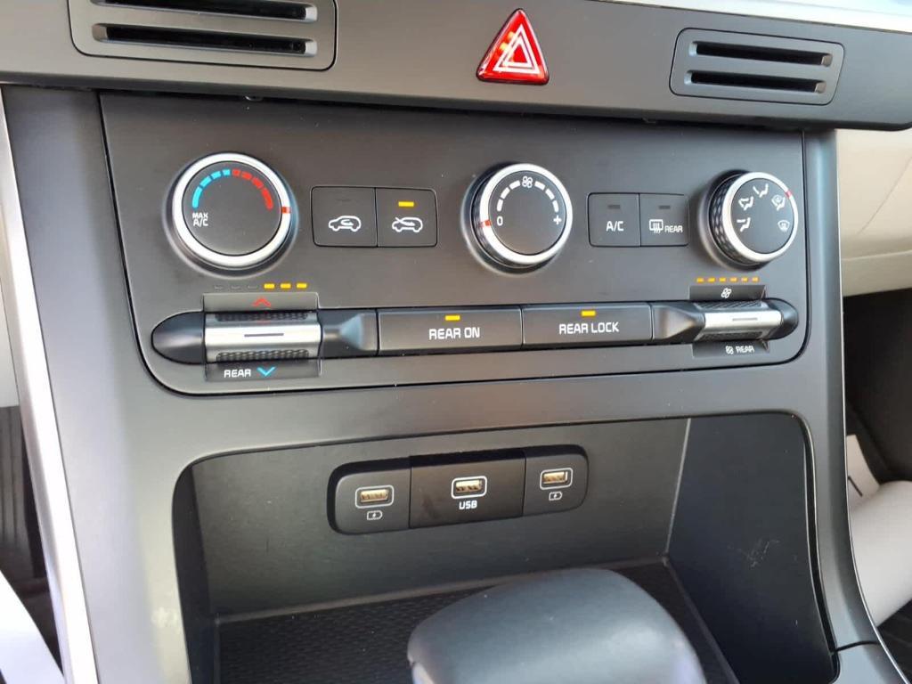 used 2023 Kia Carnival car, priced at $29,863