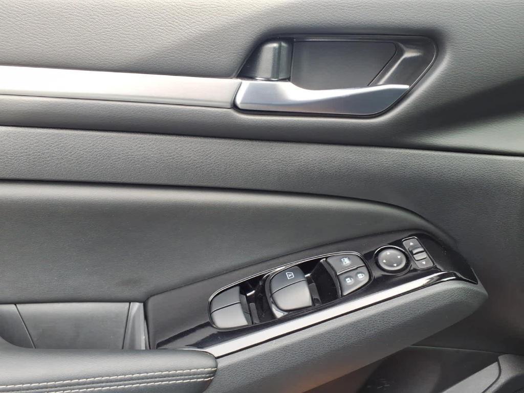 used 2025 Nissan Altima car, priced at $29,886