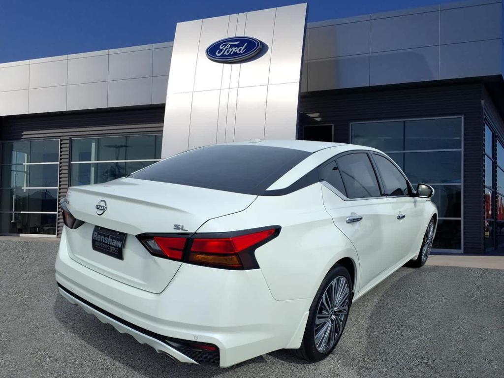 used 2025 Nissan Altima car, priced at $29,886