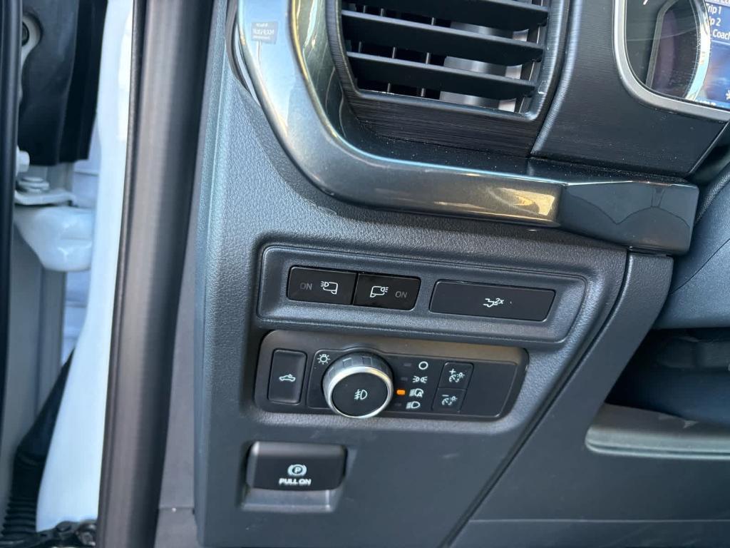 used 2022 Ford F-150 car, priced at $46,886