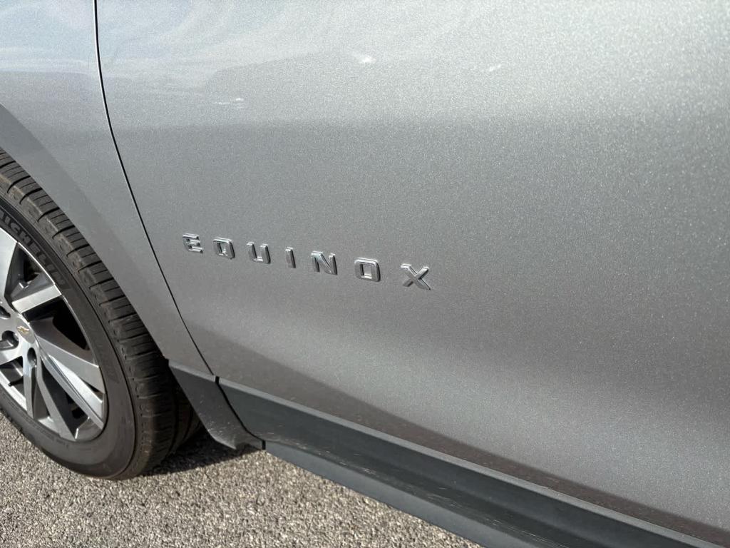 used 2023 Chevrolet Equinox car, priced at $29,788