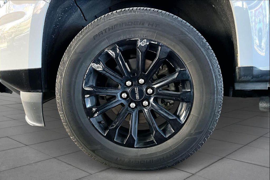 used 2021 GMC Canyon car, priced at $21,902