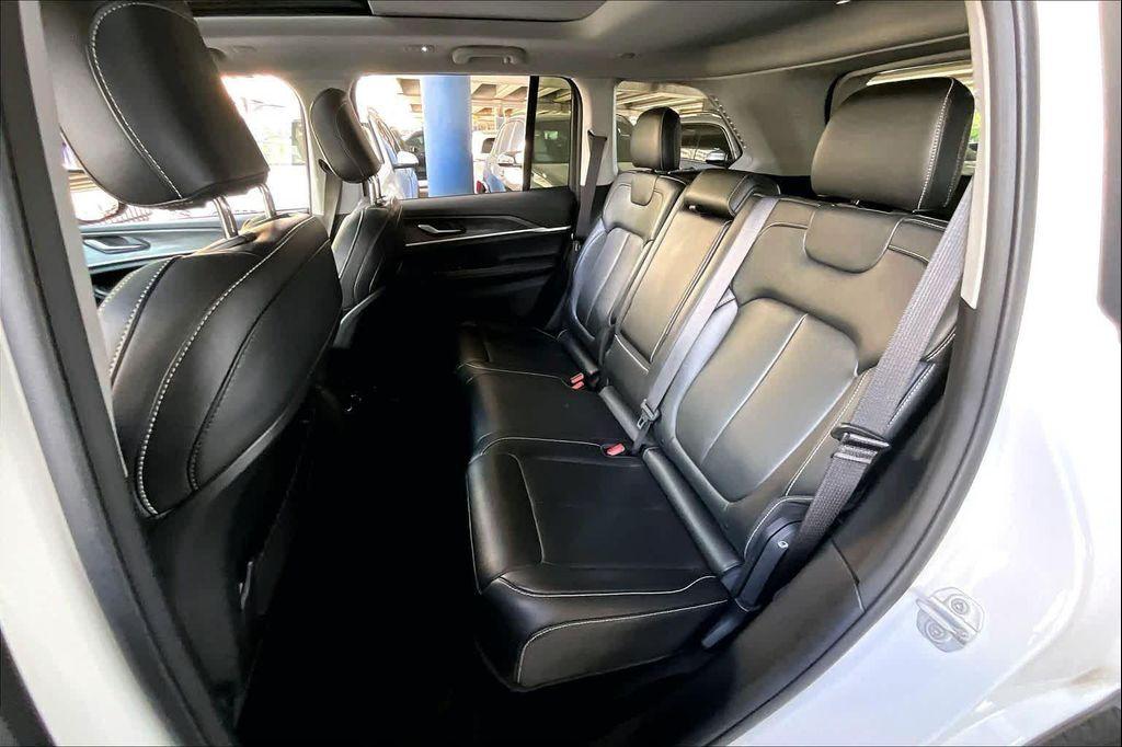 used 2023 Jeep Grand Cherokee car, priced at $26,977