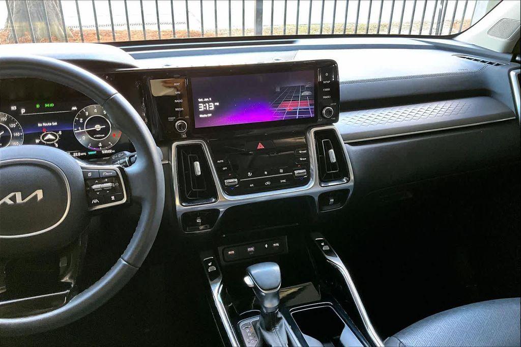 used 2023 Kia Sorento car, priced at $25,500