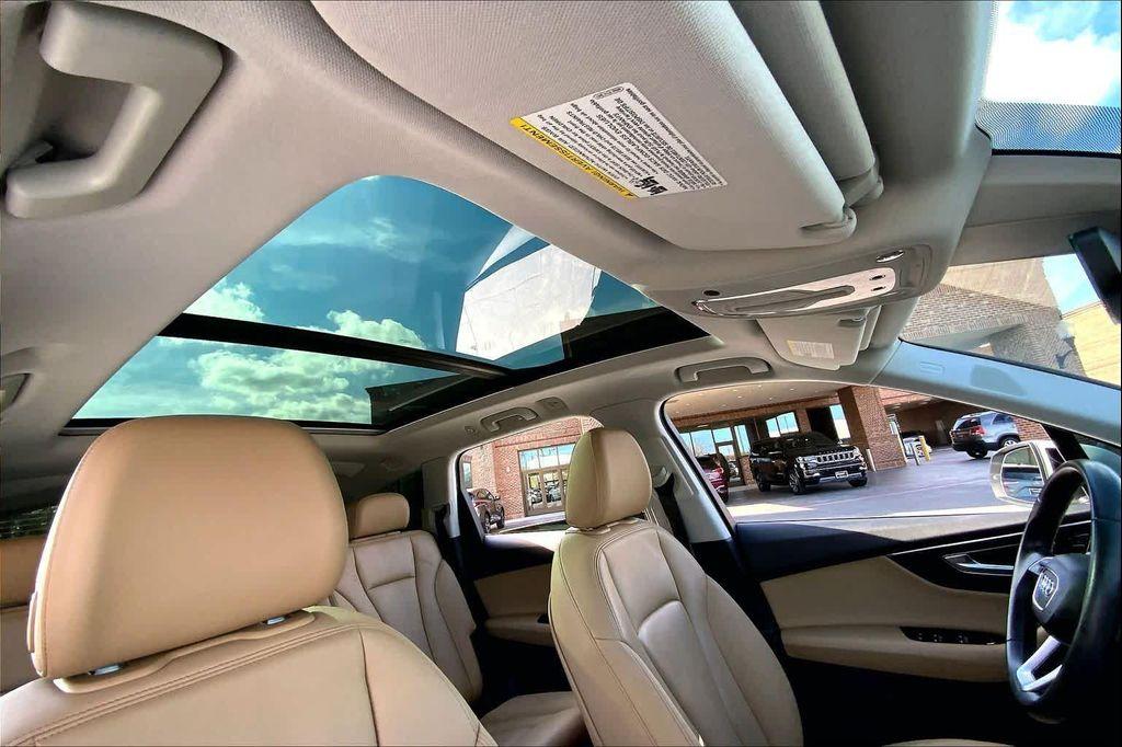 used 2020 Audi Q7 car, priced at $23,194