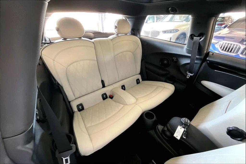 used 2023 MINI Hardtop car, priced at $19,500