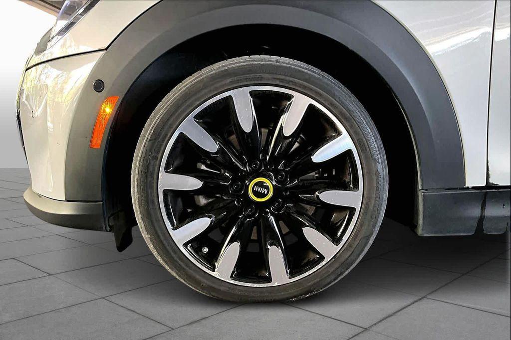 used 2023 MINI Hardtop car, priced at $19,500