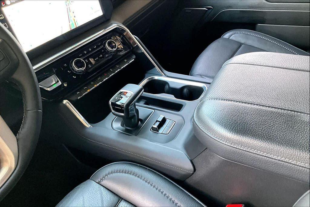 used 2024 GMC Sierra 1500 car, priced at $50,715