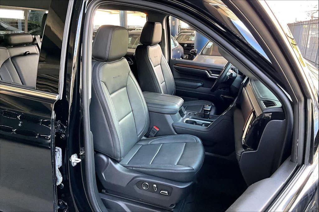 used 2024 GMC Sierra 1500 car, priced at $50,715