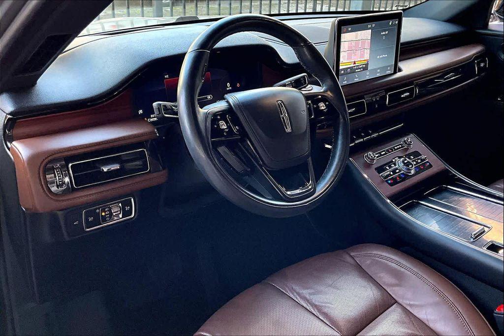 used 2023 Lincoln Aviator car, priced at $33,336