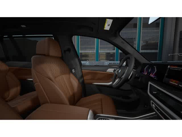 new 2026 BMW X7 car, priced at $106,075