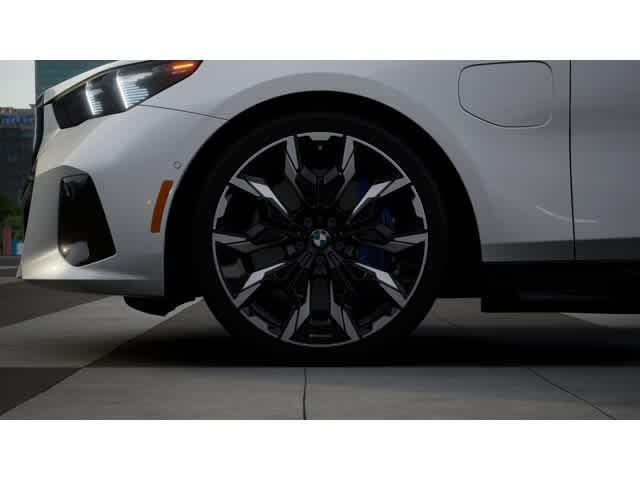 new 2026 BMW 550e car, priced at $90,635
