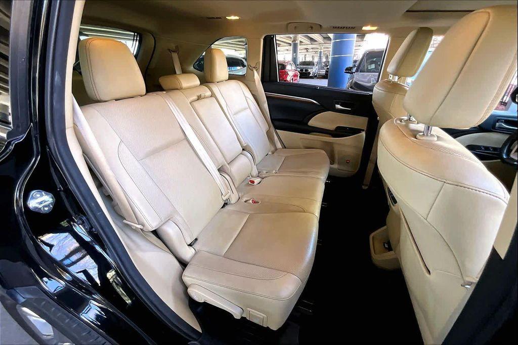 used 2017 Toyota Highlander car, priced at $23,111