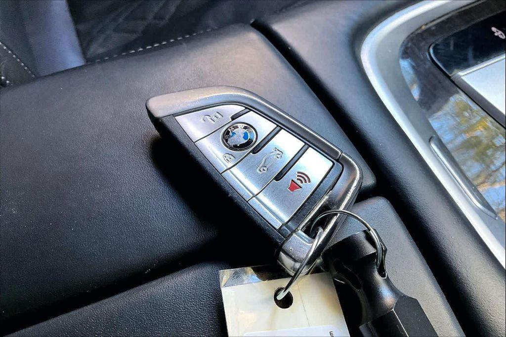 used 2021 BMW 750 car, priced at $37,900